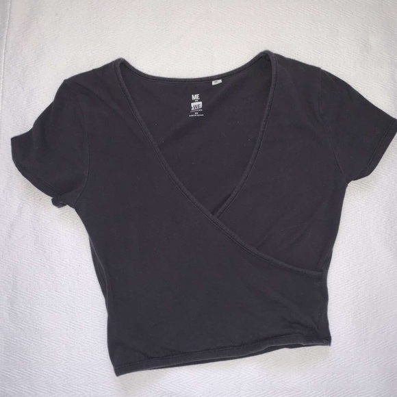 Black cross cross crop top - Picture 1 of 1